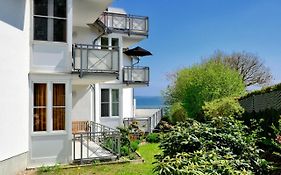 Ferienwohnung Hafenliebe, Villa Vilmblick mit Meerblick